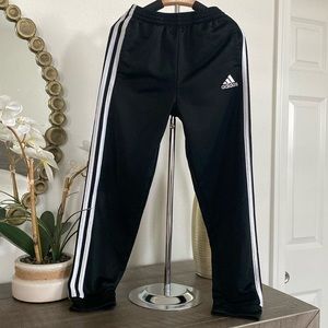 Adidas sweatpants for boys size 7